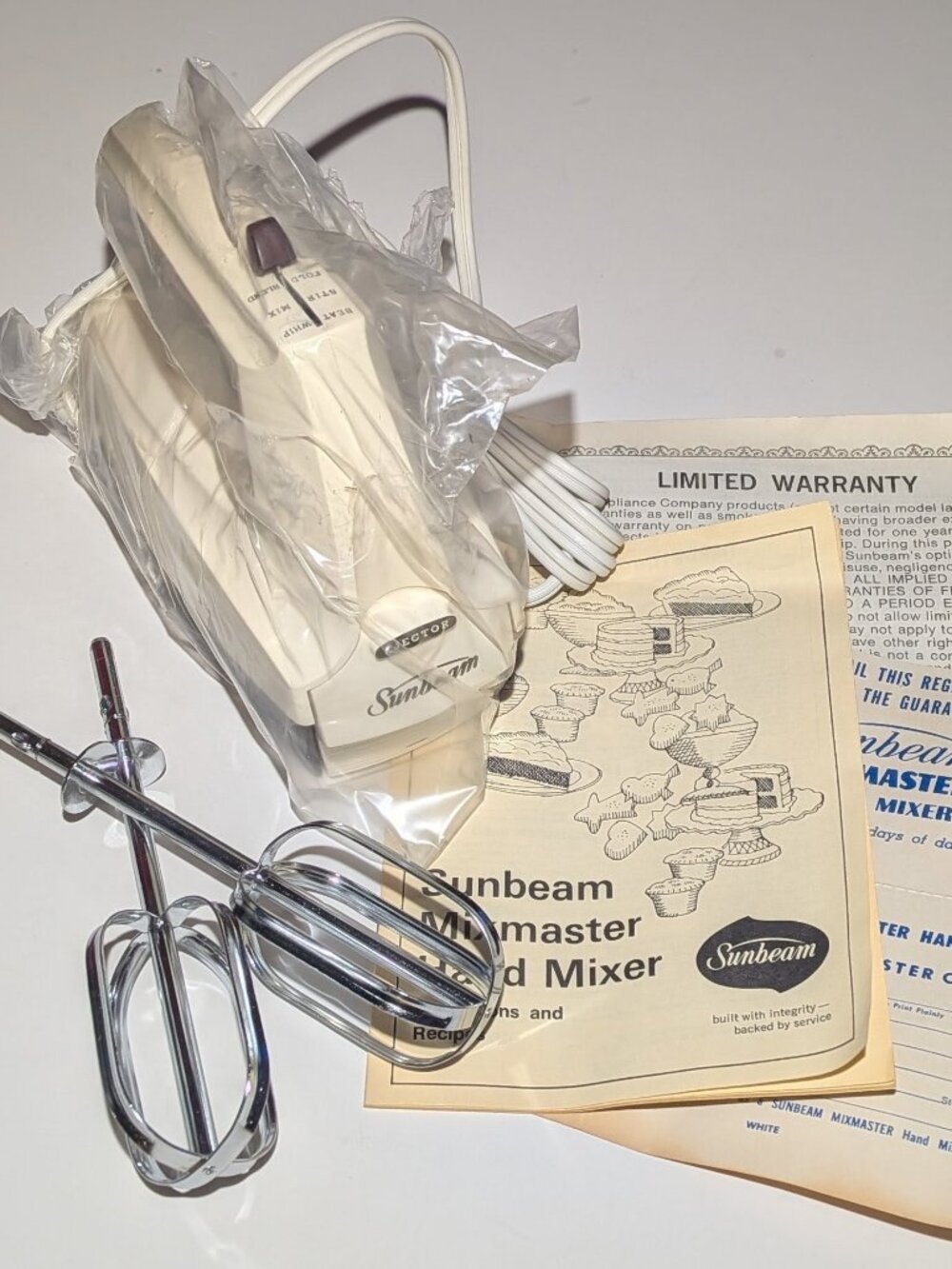 Vintage Sunbeam Mixmaster Hand Mixer 3-Speed White NIB New Old Stock 1970s Retro